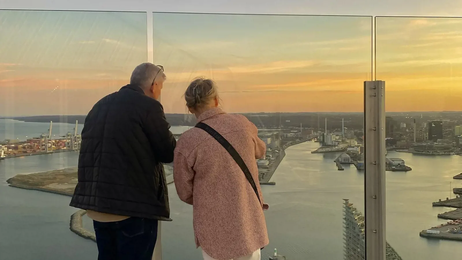 Sankt Hans i Aarhus fra 44 etage